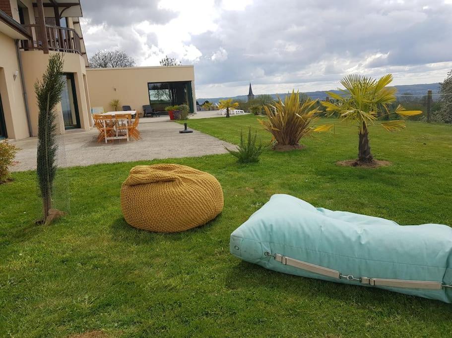 Magnifique Villa Avec Piscine Interieure Saint-Pois Buitenkant foto