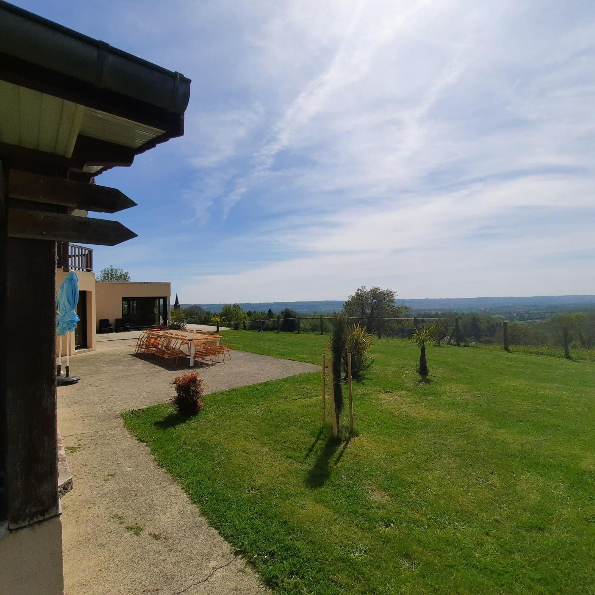 Magnifique Villa Avec Piscine Interieure Saint-Pois Buitenkant foto