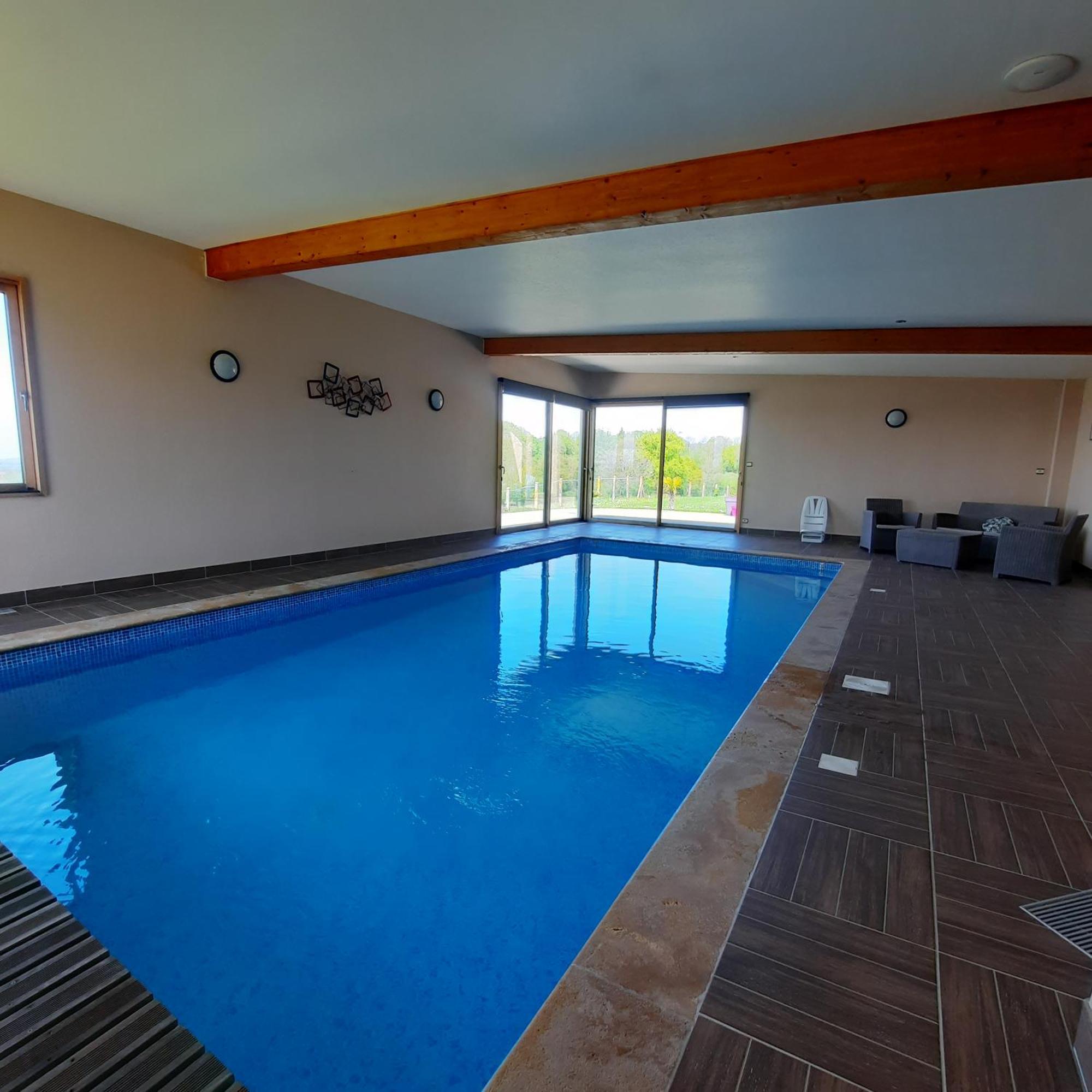 Magnifique Villa Avec Piscine Interieure Saint-Pois Buitenkant foto